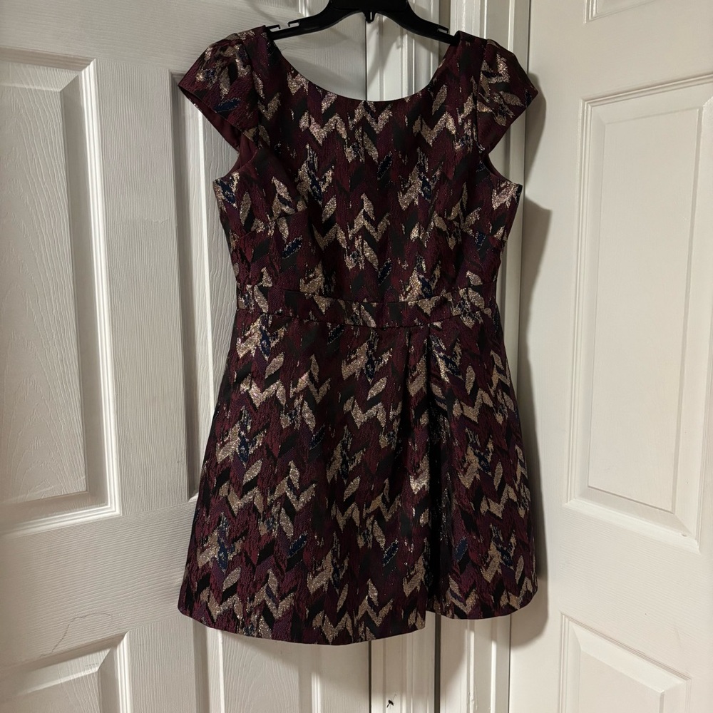 Vince Camuto Burgundy and Gold Metallic Chevron Fit-and-Flare Mini Dress